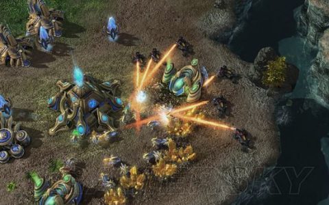 《星际争霸2》各族操作难点分析